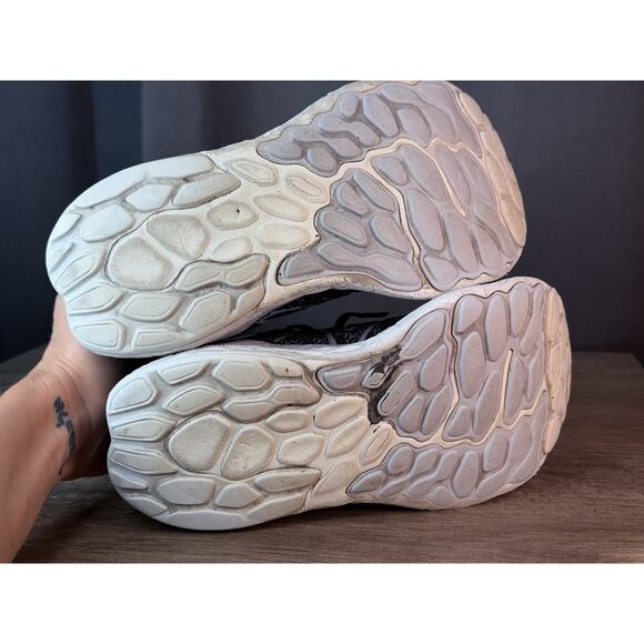 New Balance Fresh Foam X 1080 V12 Women’s Sz 7.5 B Black Running Shoes W1080B12 - Picture 5 of 7